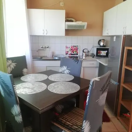 Feriehus Julia Nyaralo Balatonfenyves